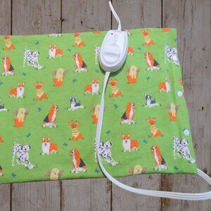 Heating Pad Cover, 12 x 15, Soft Green Flannel With Dogs, 3 Snap Closure